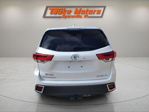 Blizzard Pearl 2019 Toyota Highlander Limited Platinum