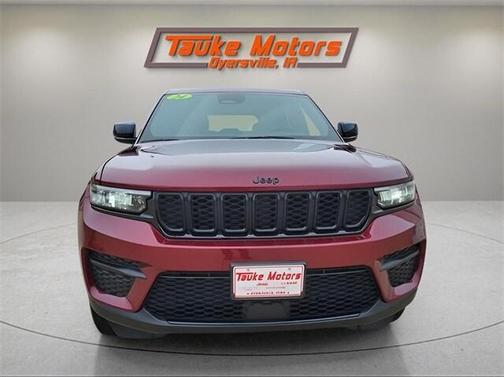 2024 Jeep Grand Cherokee Laredo