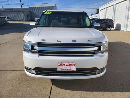 White Platinum Clearcoat Metallic 2014 Ford Flex Limited