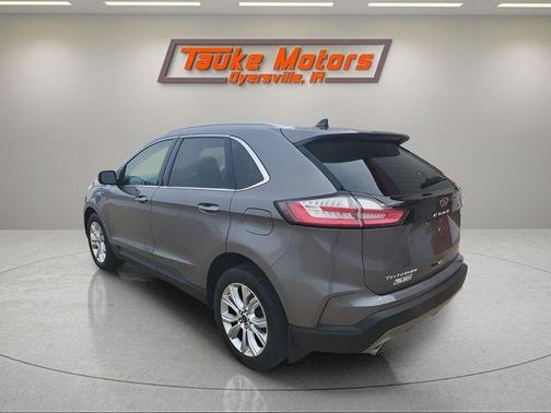 Carbonized Gray Metallic 2022 Ford Edge Titanium