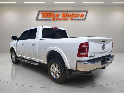 Bright White Clearcoat 2022 RAM 2500 Laramie