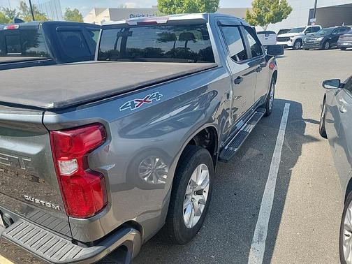2020 Chevrolet Silverado 1500 Custom