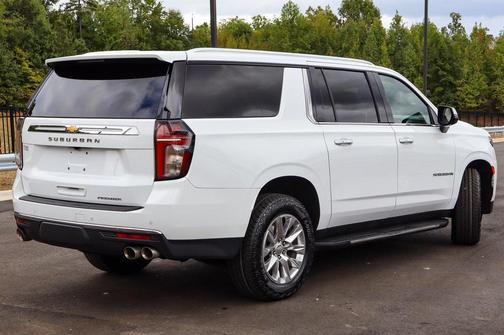 2023 Chevrolet Suburban Premier