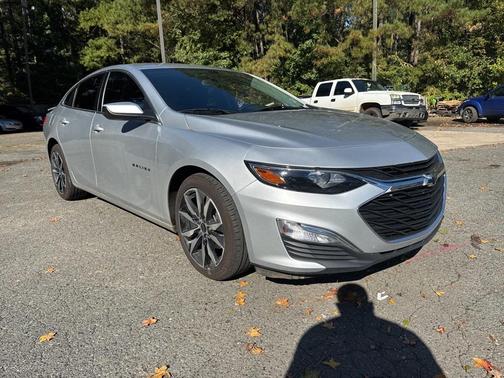 2020 Chevrolet Malibu FWD RS