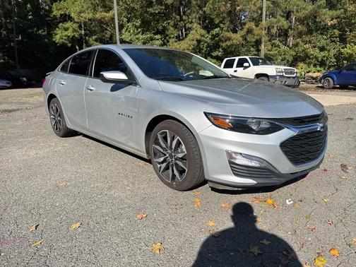 2020 Chevrolet Malibu FWD RS