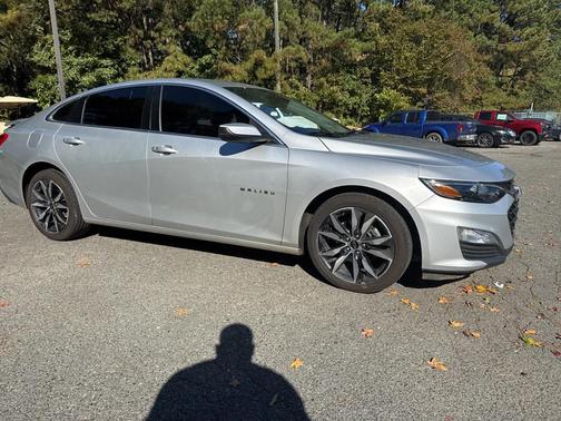2020 Chevrolet Malibu FWD RS