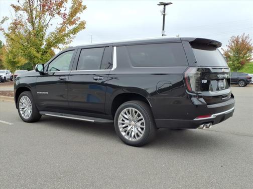 2025 Chevrolet Suburban Premier