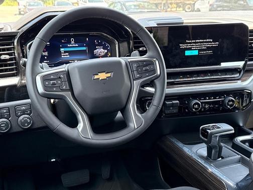 2025 Chevrolet Silverado 1500 LT