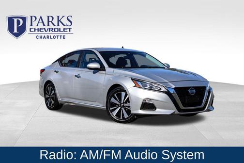 2022 Nissan Altima 2.5 SV