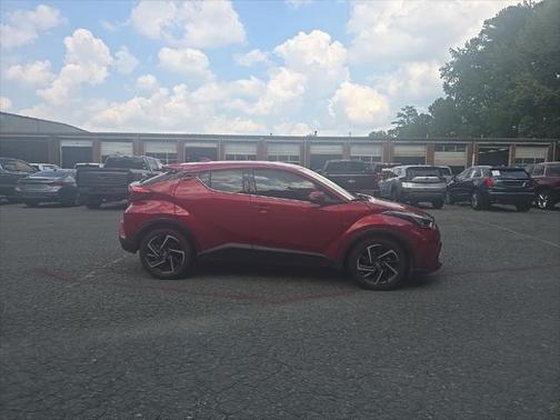 2022 Toyota C-HR Limited