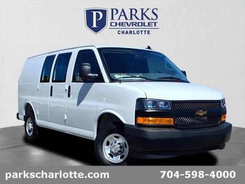 2025 Chevrolet Express 2500 RWD 2500 Regular Wheelbase WT