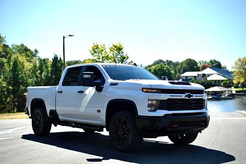 2026 Chevrolet Silverado 2500 Custom