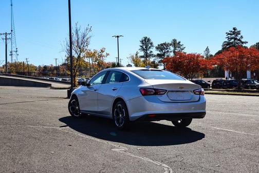 2022 Chevrolet Malibu LT