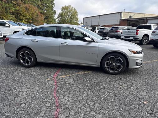 2022 Chevrolet Malibu LT