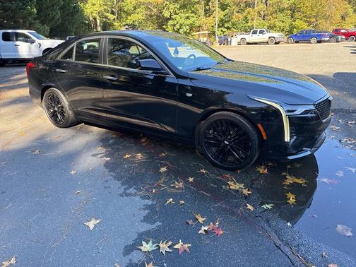 2023 Cadillac CT4 Premium Luxury