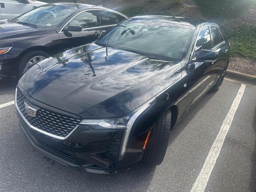 2023 Cadillac CT4 Premium Luxury