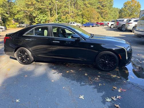 2023 Cadillac CT4 Premium Luxury