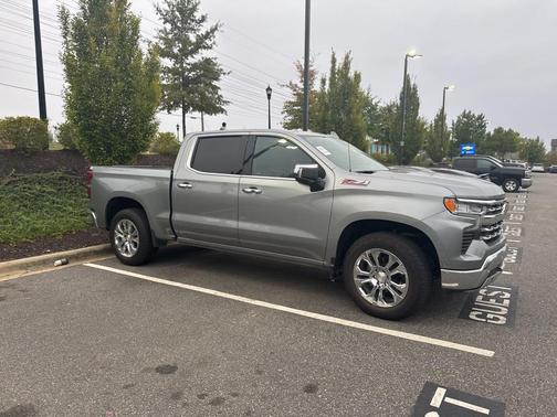 2024 Chevrolet Silverado 1500 LTZ