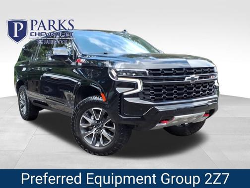 Black 2024 Chevrolet Suburban Z71