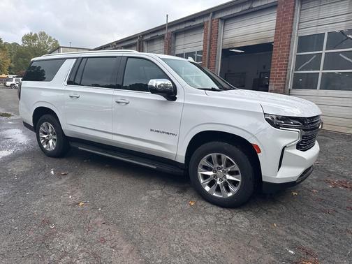 2023 Chevrolet Suburban Premier