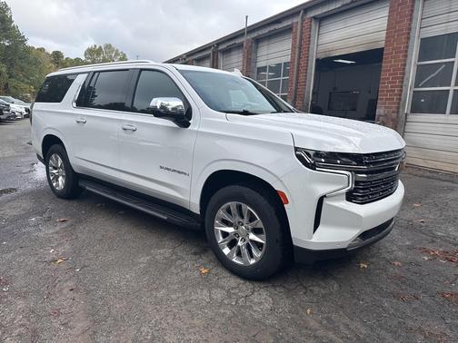 2023 Chevrolet Suburban Premier