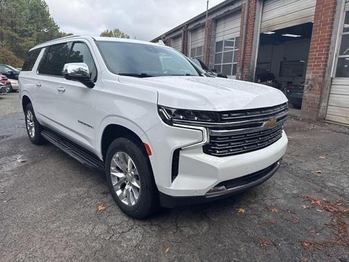2023 Chevrolet Suburban Premier
