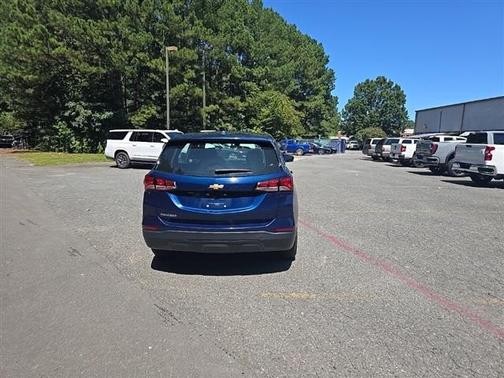 2023 Chevrolet Equinox LS