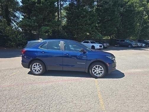 2023 Chevrolet Equinox LS