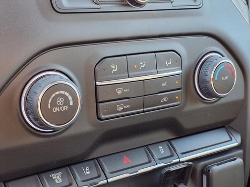 2025 Chevrolet Silverado 3500 WT