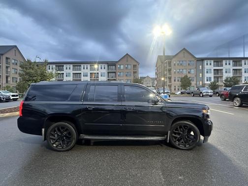 2018 Chevrolet Suburban Premier