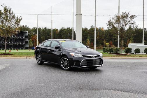2016 Toyota Avalon XLE