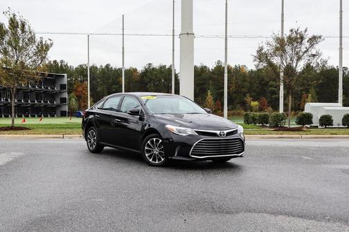 2016 Toyota Avalon XLE
