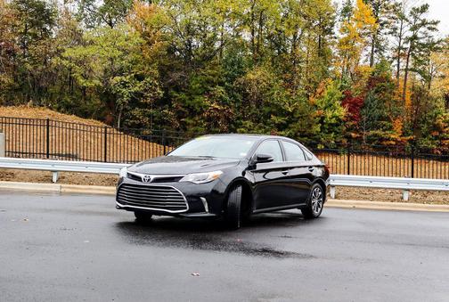 2016 Toyota Avalon XLE