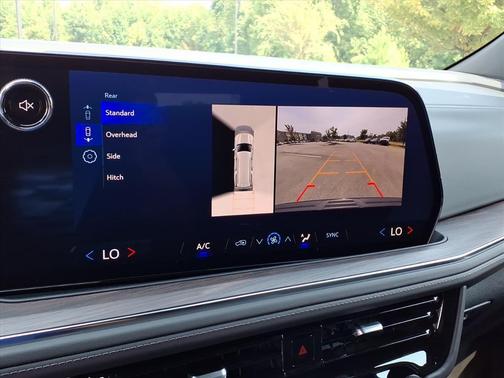 2025 Chevrolet Suburban LS