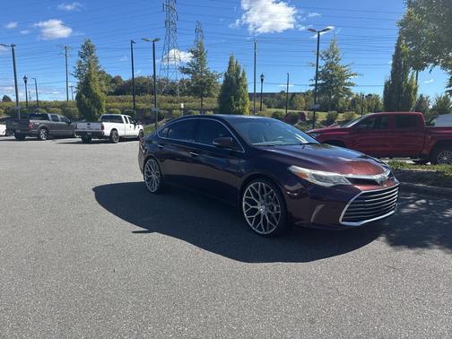 2018 Toyota Avalon XLE Plus