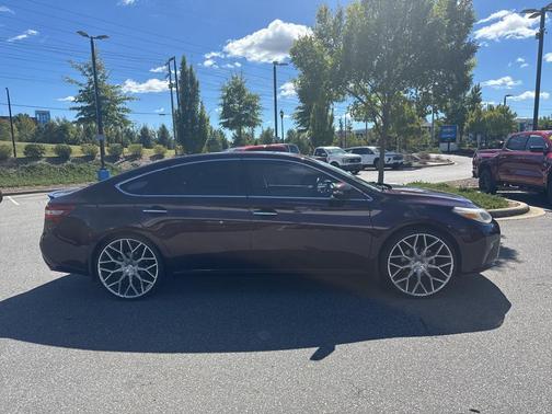 2018 Toyota Avalon XLE Plus
