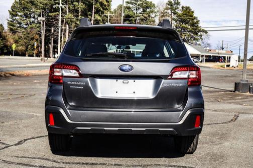 2019 Subaru Outback 2.5i