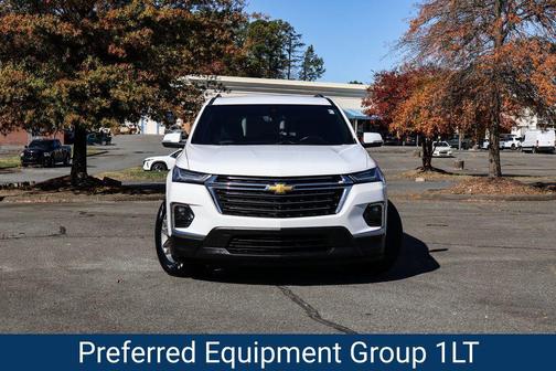 2022 Chevrolet Traverse LT Cloth
