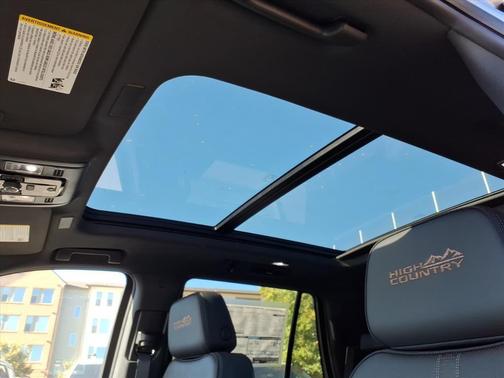 2026 Chevrolet Tahoe 4WD High Country