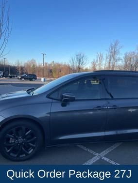 2019 Chrysler Pacifica Touring-L Plus