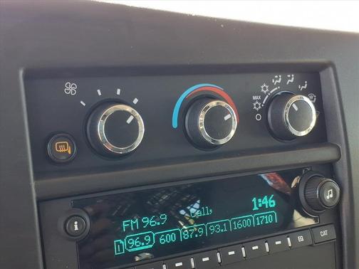 2025 Chevrolet Express 2500 RWD 2500 Regular Wheelbase WT