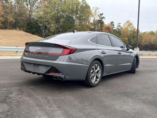 2021 Hyundai SONATA SEL