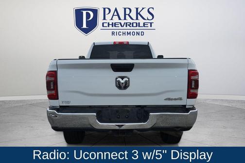 2020 RAM 3500 Tradesman Crew Cab 4x4 8' Box