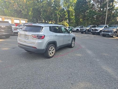 2024 Jeep Compass Latitude