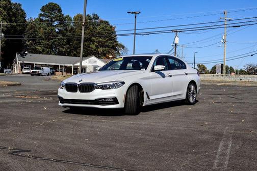 2018 BMW 530 530i
