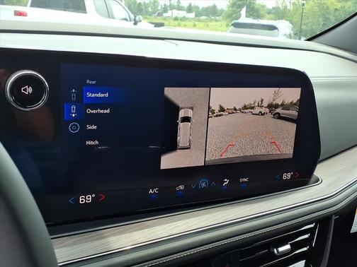 2025 Chevrolet Tahoe LS