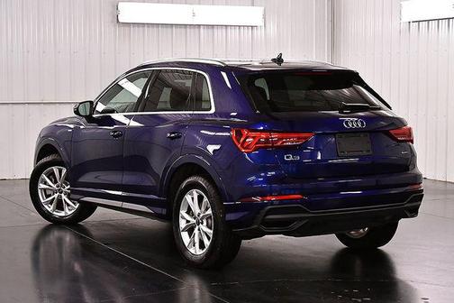 2025 Audi Q3 Premium 45 TFSI S line quattro Tiptronic