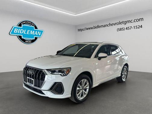 2025 Audi Q3 Premium 45 TFSI S line quattro Tiptronic