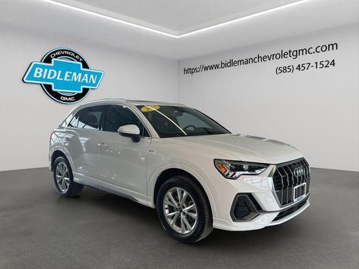 2025 Audi Q3 Premium 45 TFSI S line quattro Tiptronic