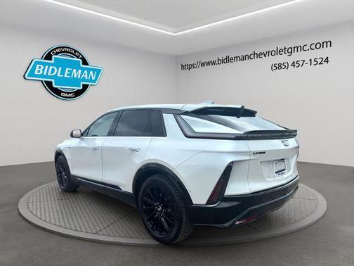 2024 Cadillac LYRIQ Sport